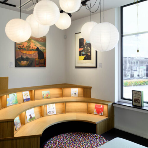 Raadhuis Schijndel_17-library-seating-arena-reading-children-interior-spatial-exhibition-design-designwolf
