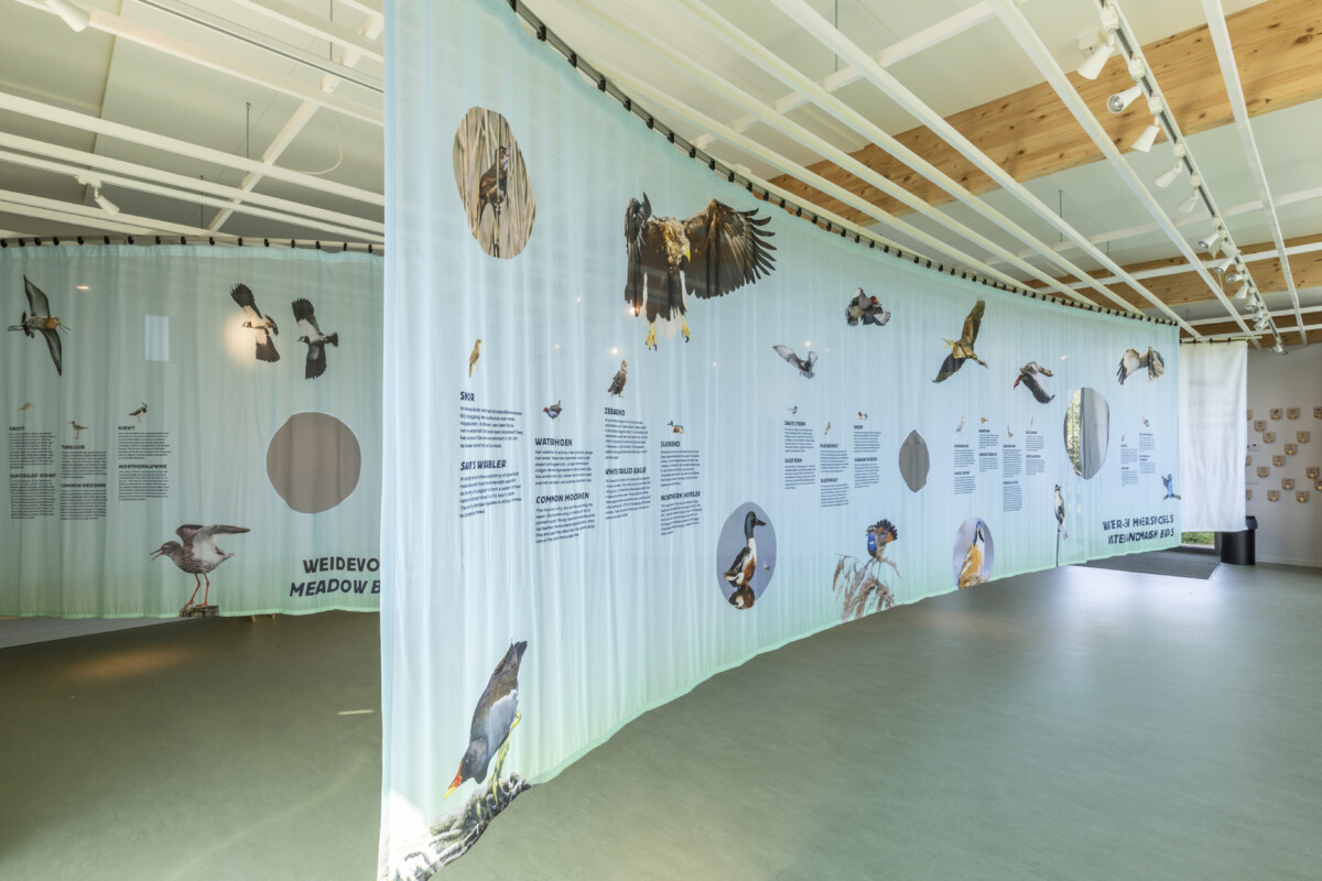 vogelbescherming-exhibition-kinderdijk-see-through-print-on-curtain-designwolf